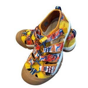KEEN Kids Water Sandals Colorful Print Hook Loop Washable Size‎ Youth 2 Outdoor